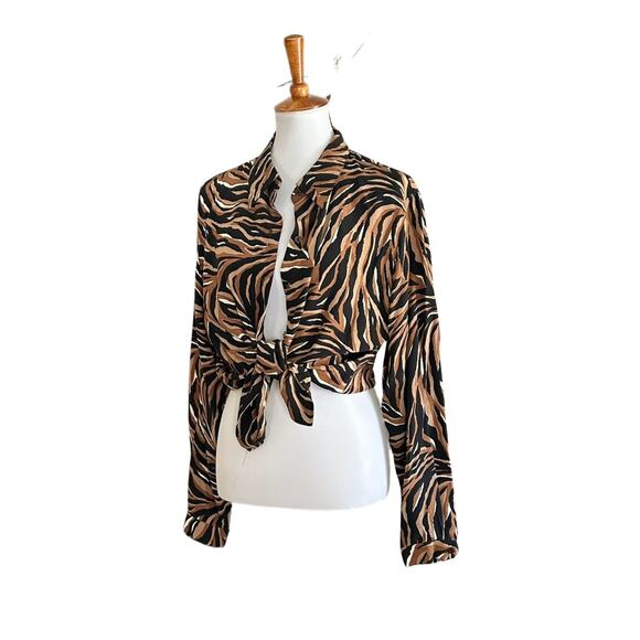 Vintage Liz Claiborne 100% Silk Animal Print Blouse – Mint. - Picture 2 of 7